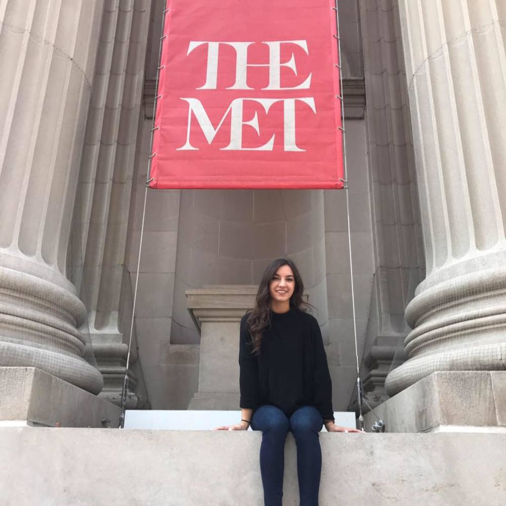 Meet your Posher, Dea